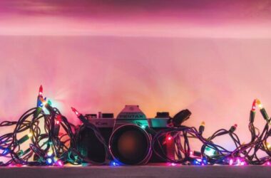 25+ Best Holiday Gifts for Travelers in 2025